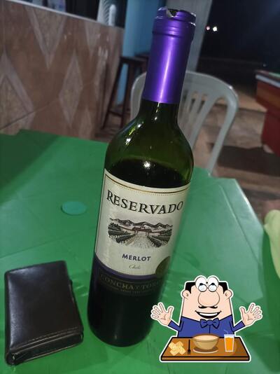 Comida em Bar do Marçal