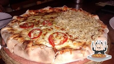 Experimente pizza no Zeca Restaurante - Almoço
