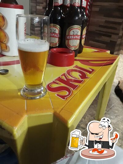 Peça um copo de cerveja leve ou escura