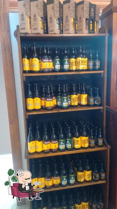 Veja imagens do interior do Biergarten Usinamalte