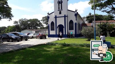 a parte exterior é uma característica importante do Bar e Mercearia JBS