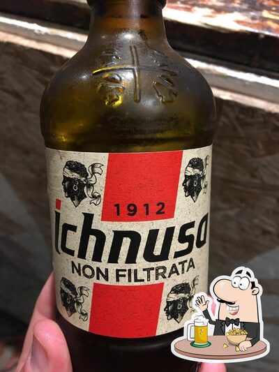 Puoi goderti un rinfrescante bicchiere di birra chiara o scura