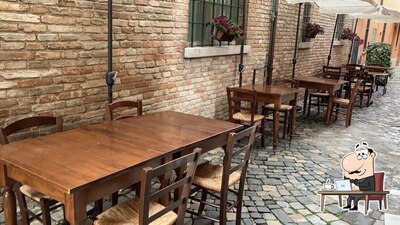 Siediti a un tavolo di Osteria Da Doddo
