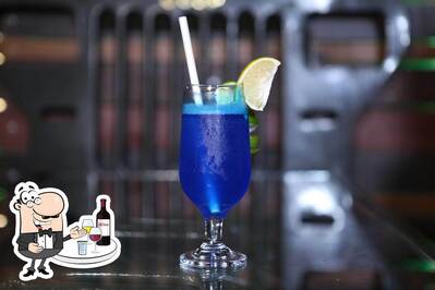 The Garage Café offers a selection of alcoholic beverages