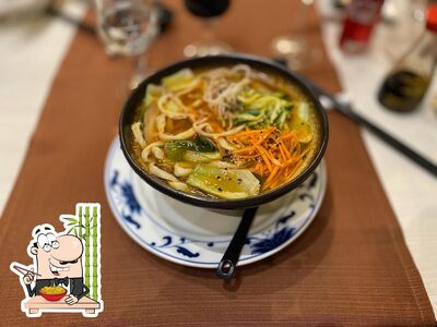 Platti al Noodle Store