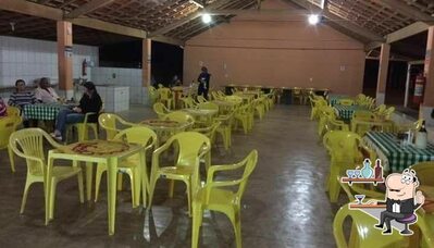 O interior do Bar e Churrascaria João Menalde