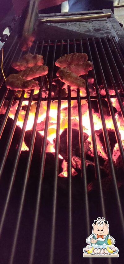 Get seafood at BBQ Ride