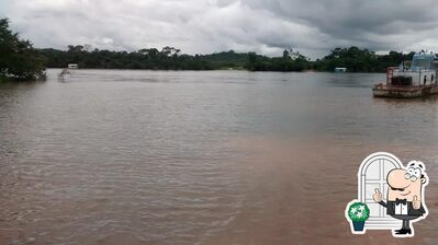 Você pode espairecer no na área externa do Flutuante do Bisteca