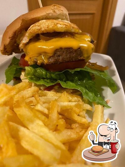 Commandez l'un des hamburgers offert par Sughero