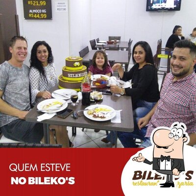 Veja imagens do interior do Bileko's
