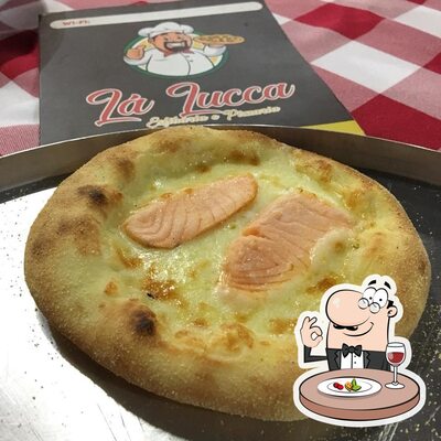 Platos en Lá Lucca - Esfiharia e Pizzaria