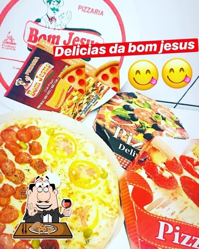 Experimente pizza no Pizzaria Bom Jesus