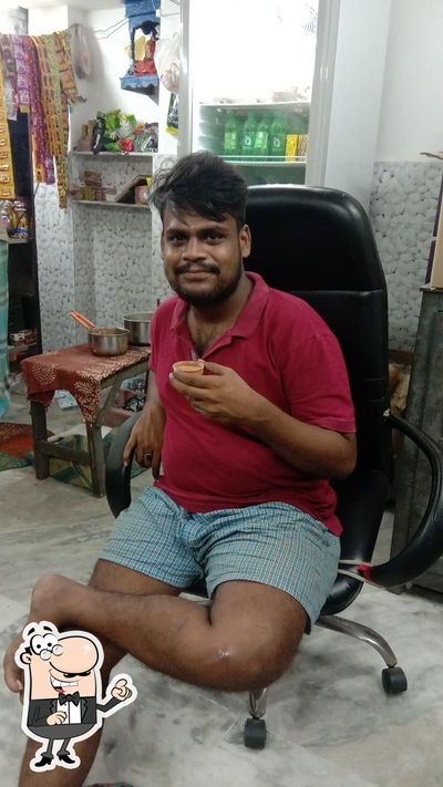 The interior of RajuCha ka Dukan