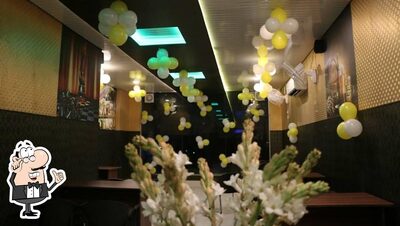 Check out how Gravie TOSSE Restro Bar looks inside