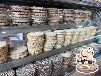 Food at Mir bakery