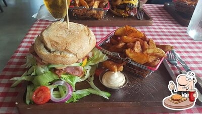 Dégustez l'un des hamburgers offert par Klochs