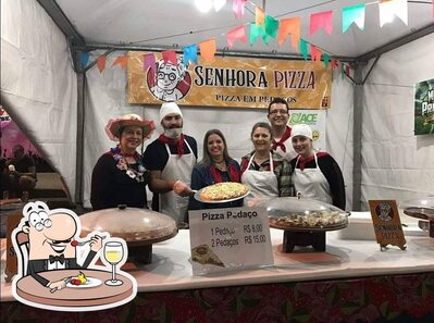 Platos en Senhora Pizza
