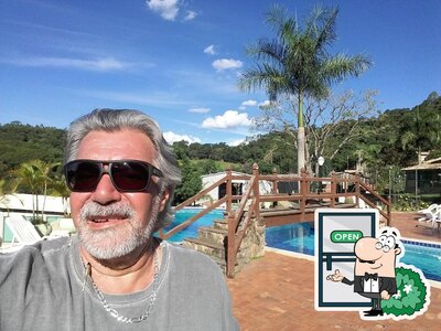 Veja imagens do exterior do Marina e Pousada Vila Requinte