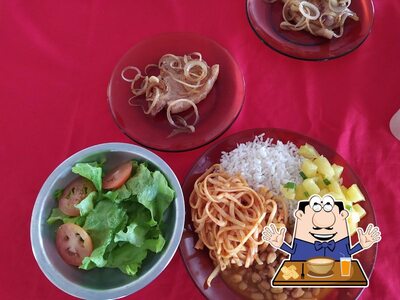 Comida em Restaurante Planalto