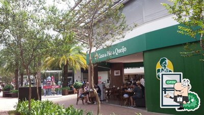 Descubra o exterior do Casa do Pão de Queijo