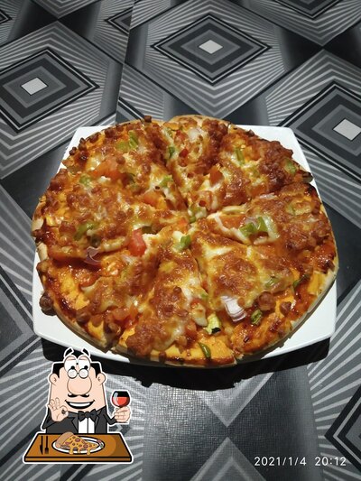 At Cafe Life, you can enjoy pizza
