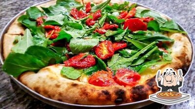 Escolha pizza no Pizzaria Myster Sobradinho