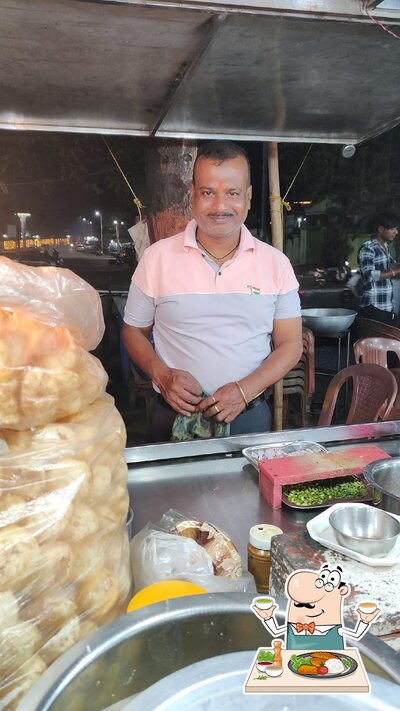 Meals at Raj Gupchup Stall