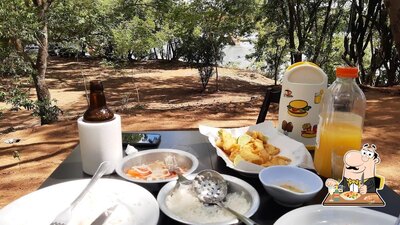 Comida em Zé da Faca