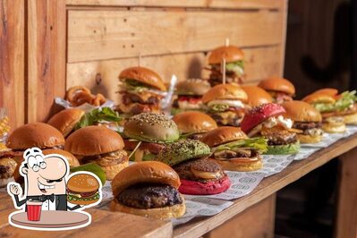 Dom Balilo Hamburgueria oferece uma variedade de opções para os amantes dos hambúrgueres