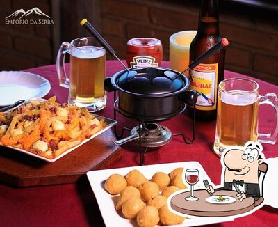 Comida em Lhamas Restaurante- Empório da Serra