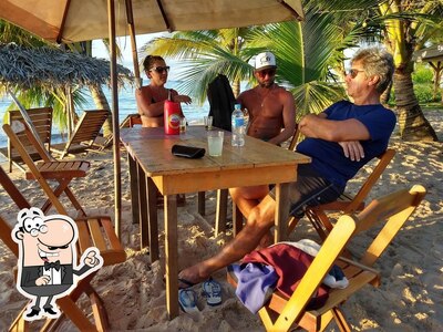 Veja imagens do interior do Bar da Praia
