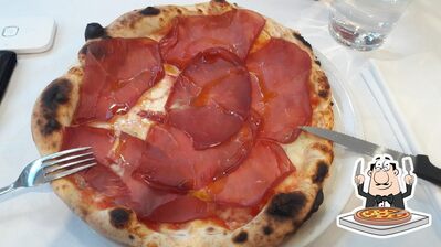 Prova una pizza alla pizzeria Giampy