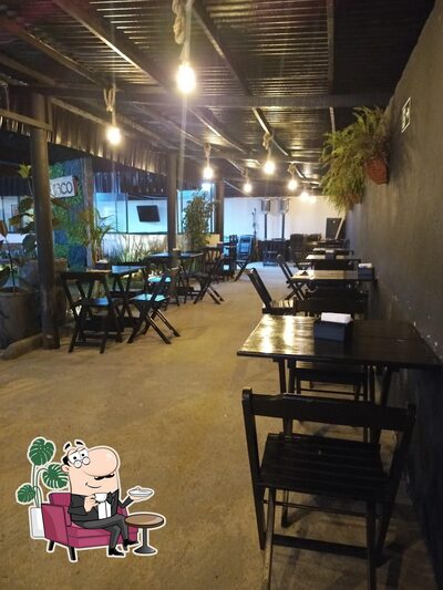 O interior do Pitaco Bar Petiscaria e Choperia