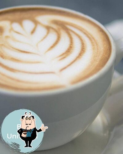 Bar Universal serve un'ampia selezione di drink