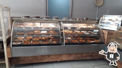 Veja imagens do interior do Confeitaria e Pizzaria BOM D +