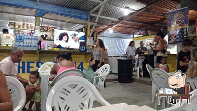 O interior do Lanches do 14