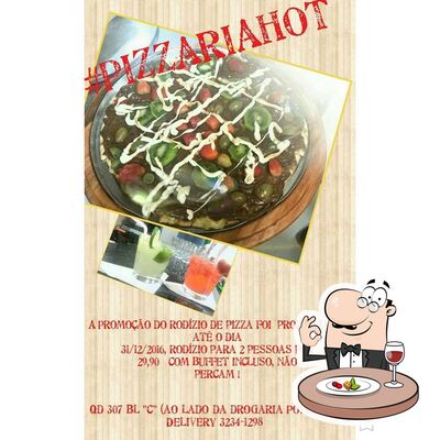 Comida em Pizzaria Hot