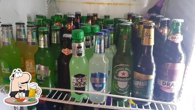 Peça uma tulipa de cerveja leve ou escura