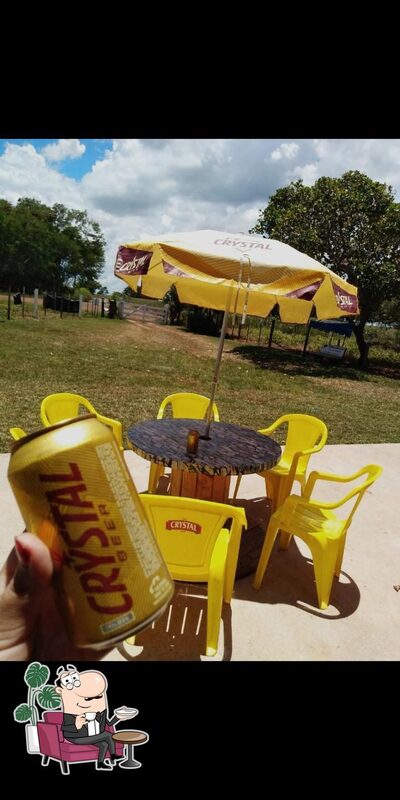 O interior do Mix Lanches