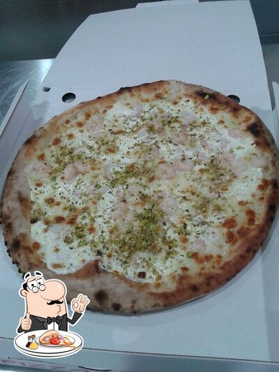 Ordina tra le svariate varianti di pizza