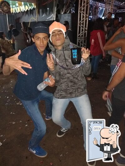Skinão Lanches E Periscos - Trigêmeos foto