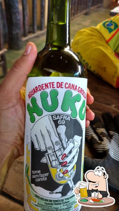 Você pode tomar um copo de cerveja leve ou escura