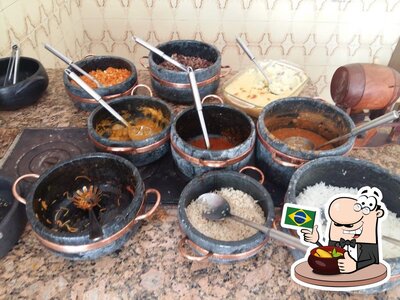 Comida em Restaurante Recanto Mineiro