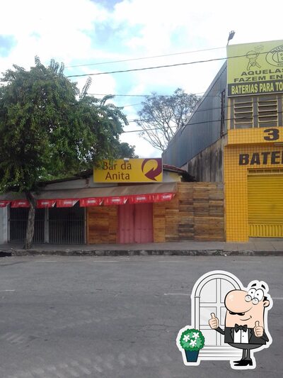Você pode espairecer no na área externa do Bar Da Anita