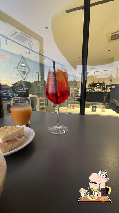 Platti al Bar Altroverso