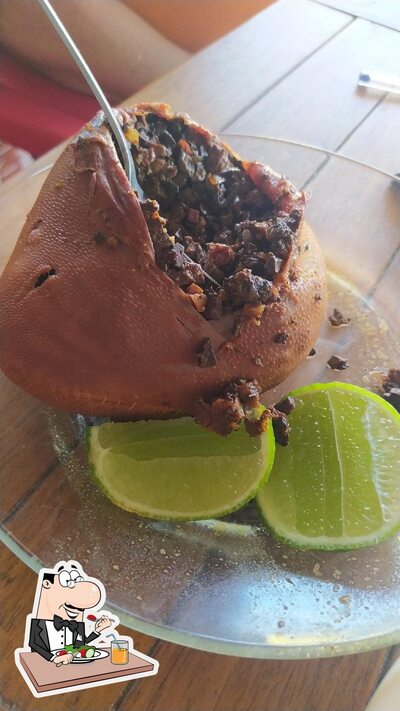 Comida em Bar do Zeca