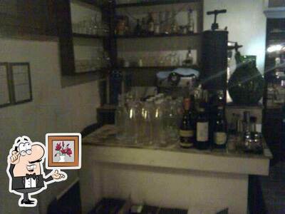 Dai un'occhiata agli interni di 692 Osteria & Baretto