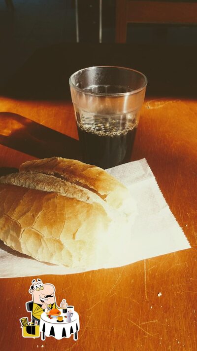 Comida em Bar e Mercearia Dito Estela