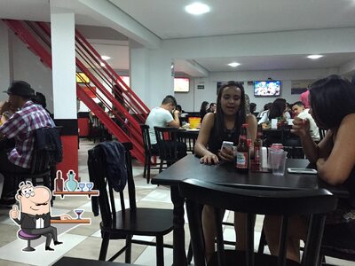 Veja imagens do interior do Frango Americano