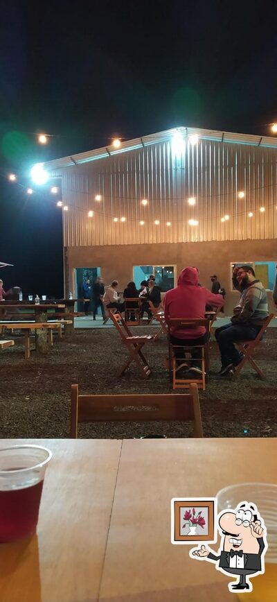 Veja imagens do interior do Cervejaria Reduto